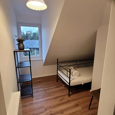 Llvlnq 33 * Molbergen